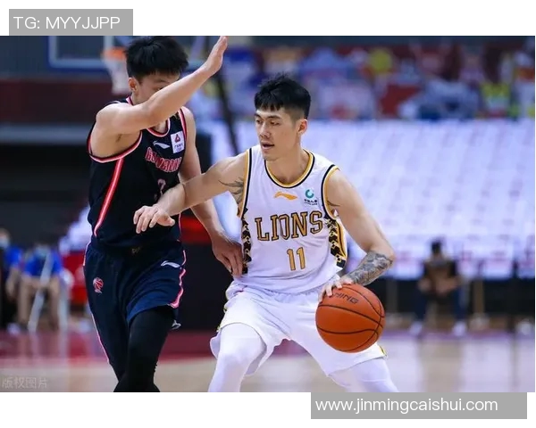 刘铮的奋斗历程与篮球梦想如何激励年轻一代追求卓越与坚持不懈的精神 刘铮的奋斗历程与篮球梦想如何激励年轻一代追求卓越与坚持不懈的精神