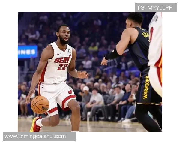 勇士强势击败国王101-126展现出色团队配合与进攻火力