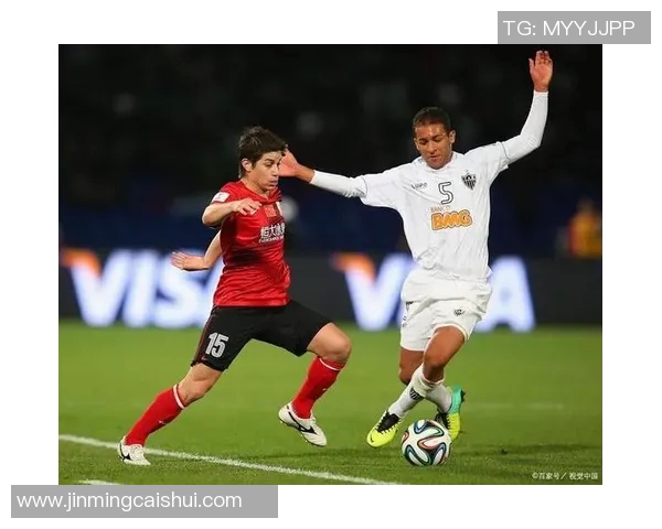 戈伊亚斯与庞的激烈对决揭示了足球战术的深度与魅力