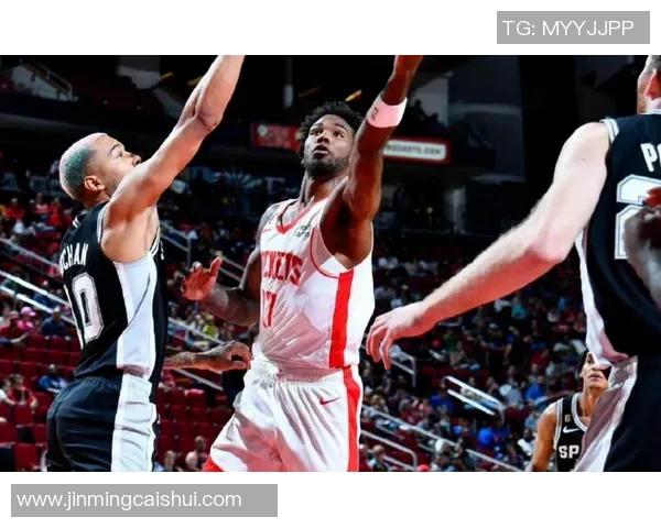 火箭队与爵士队激战在即12月18日精彩对决不容错过