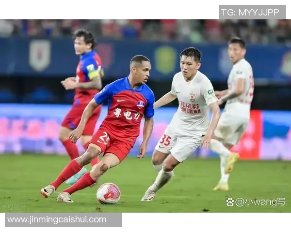 长春亚泰迎战恒大淘宝中超焦点之战引发球迷热议与期待