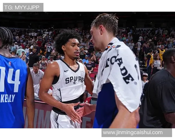 马刺与爵士精彩对决录像回放全程回顾与精彩瞬间解析 马刺与爵士精彩对决录像回放全程回顾与精彩瞬间解析