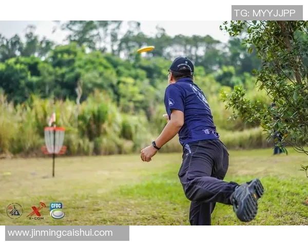 飞盘热潮下的北京飞盘队意识争议引发广泛讨论与思考 飞盘热潮下的北京飞盘队意识争议引发广泛讨论与思考