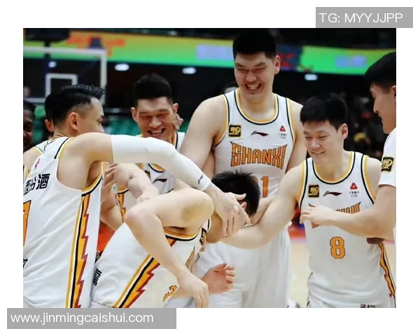 北京首钢与辽宁激战正酣比分胶着双方争夺季后赛席位的关键战役